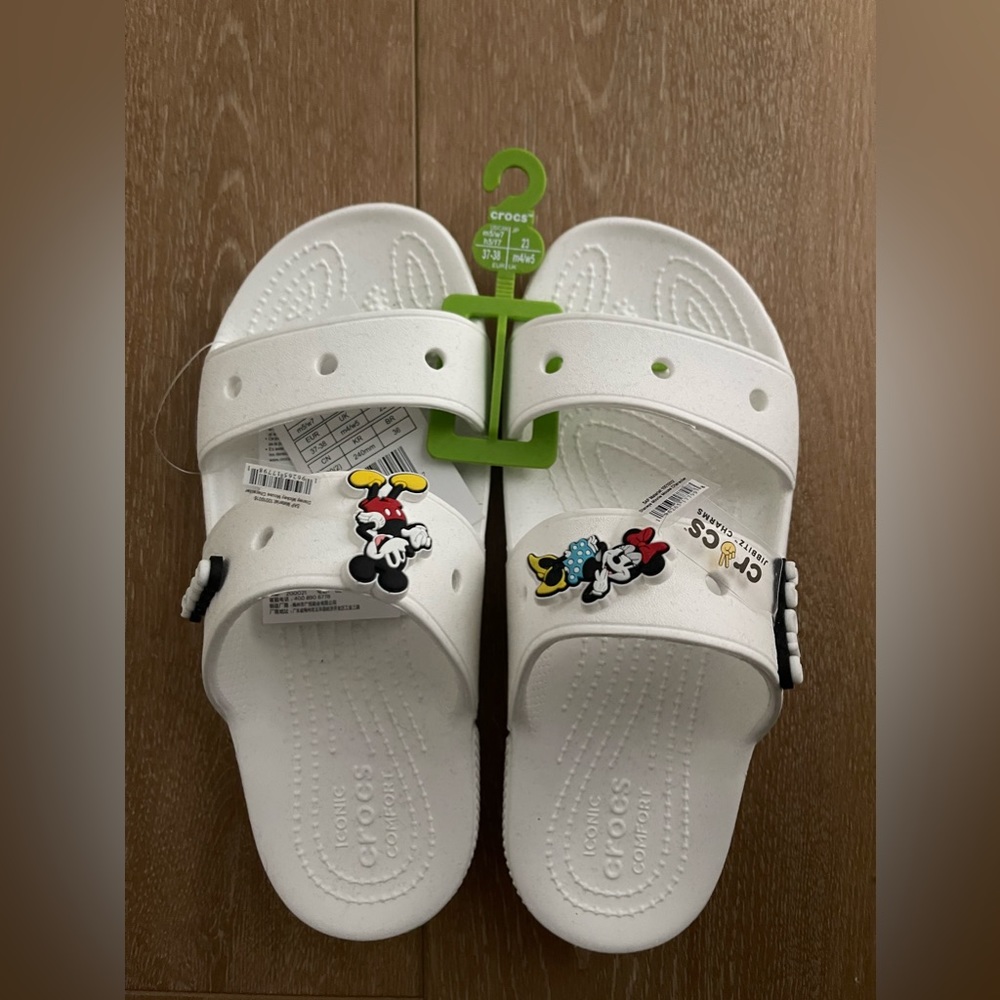 Crocs